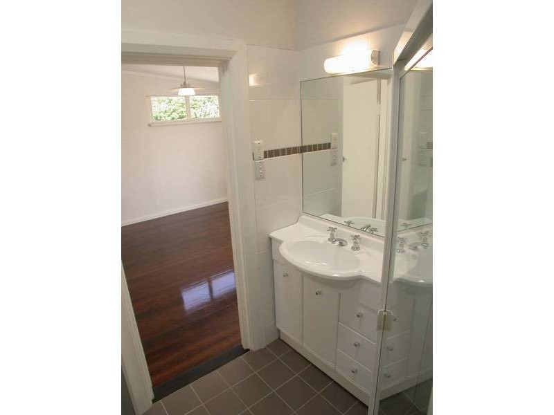 13 Sturt Street, Glenelg North SA 5045