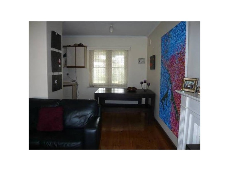 11 Bath Street, Glenelg South SA 5045