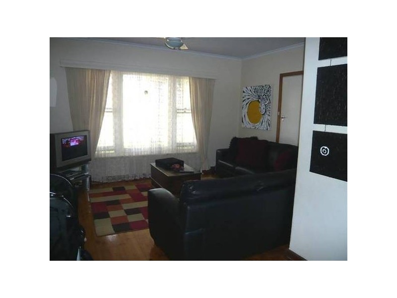 11 Bath Street, Glenelg South SA 5045