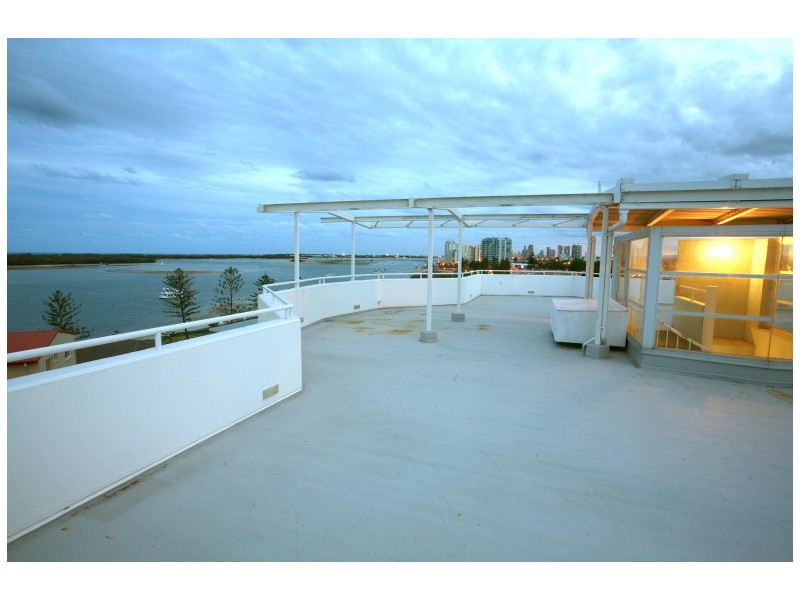 Biggera Waters QLD 4216