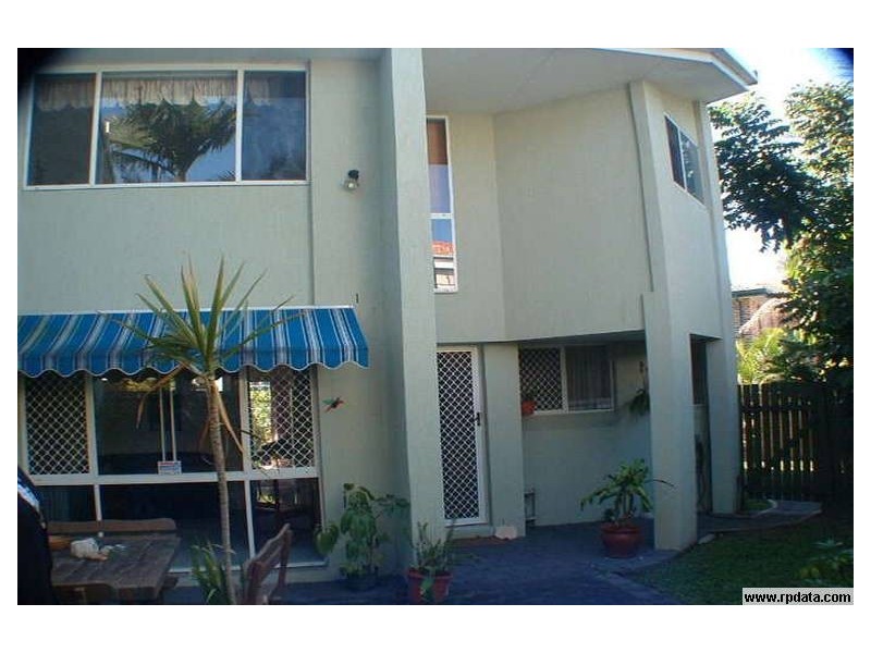 4/40 government rd, Labrador QLD 4215