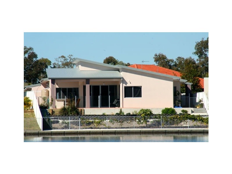 175 Lae Drive, Runaway Bay QLD 4216