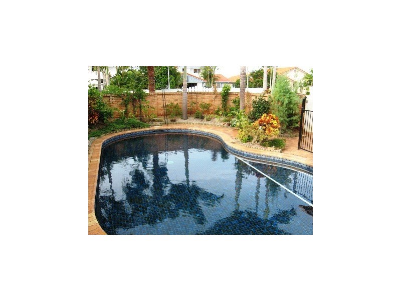 Runaway Bay QLD 4216