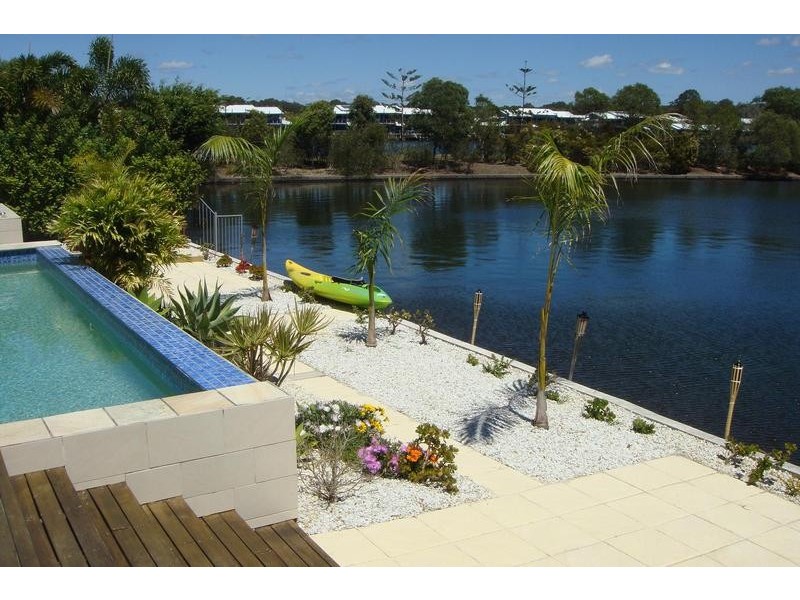 17 Manacor Place, Runaway Bay QLD 4216