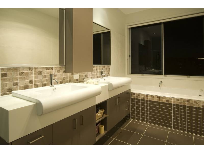 17 Manacor Place, Runaway Bay QLD 4216