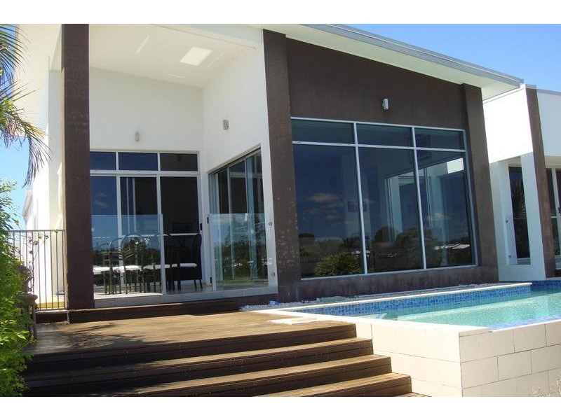 17 Manacor Place, Runaway Bay QLD 4216