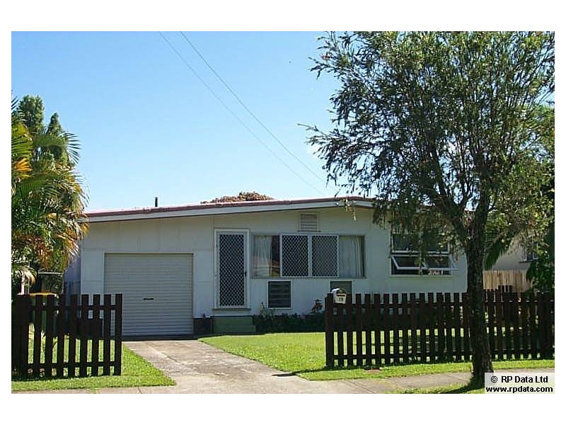 19 Cawthray, Biggera Waters QLD 4216