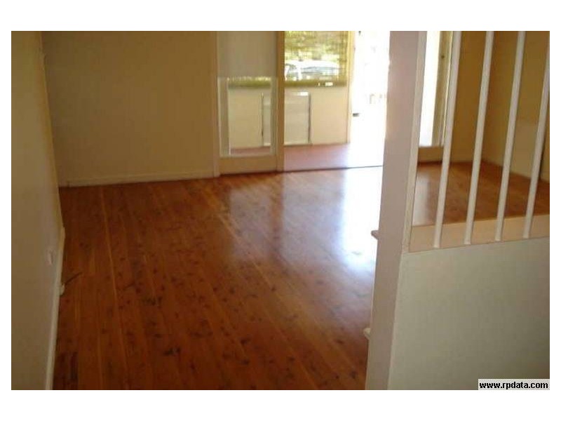 19 Cawthray, Biggera Waters QLD 4216