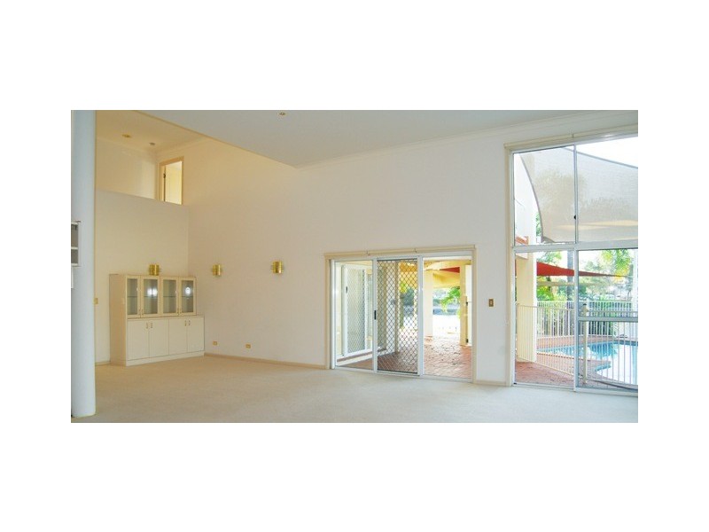 131 Morala Ave, Runaway Bay QLD 4216