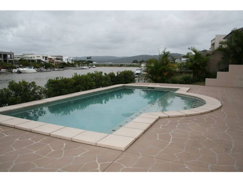 6 Coomera Ct, Hope Island QLD 4212