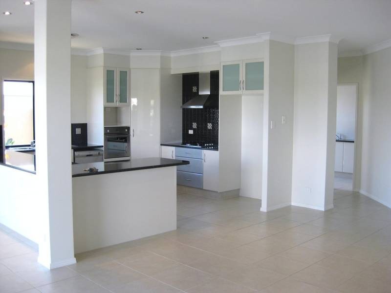 6 Coomera Ct, Hope Island QLD 4212