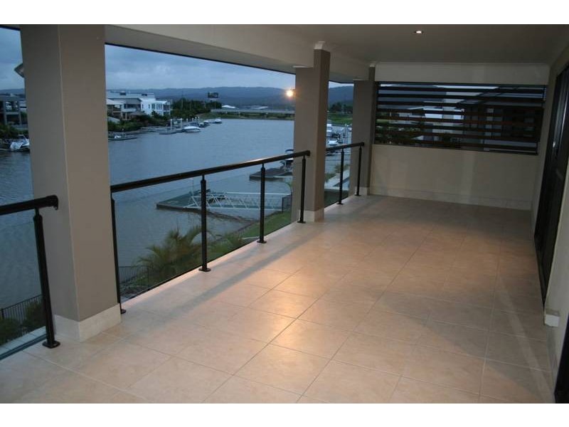 6 Coomera Ct, Hope Island QLD 4212