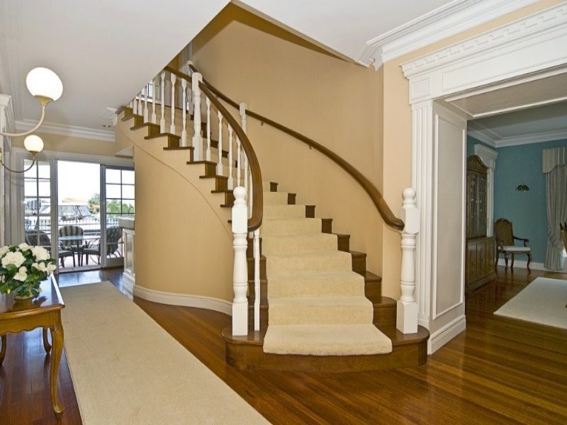 00 Salamau, Runaway Bay QLD 4216