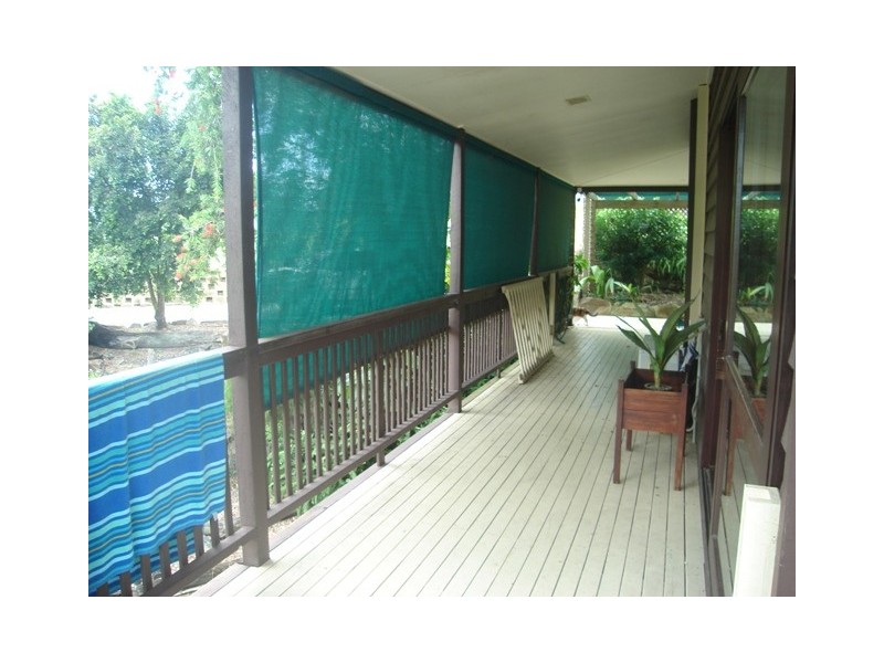 Gaven QLD 4211