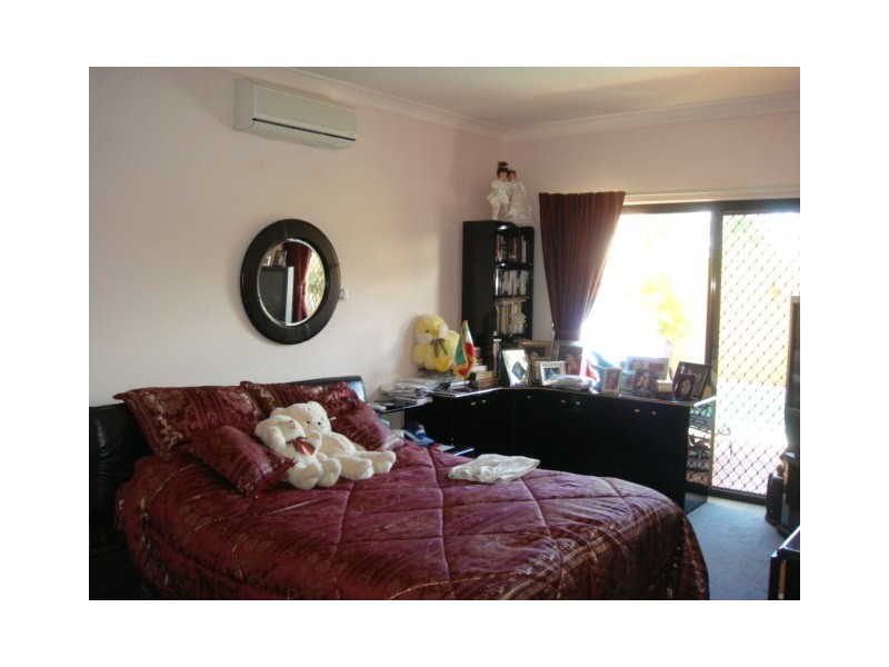 23 Sugar gum Place, Molendinar QLD 4214