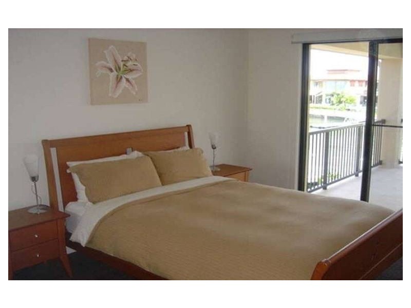 Paradise Point QLD 4216