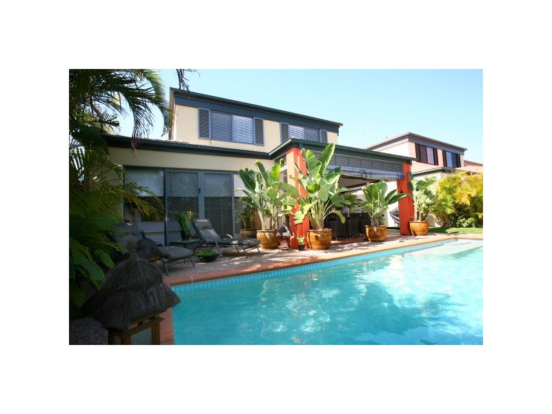 Hope Island QLD 4212
