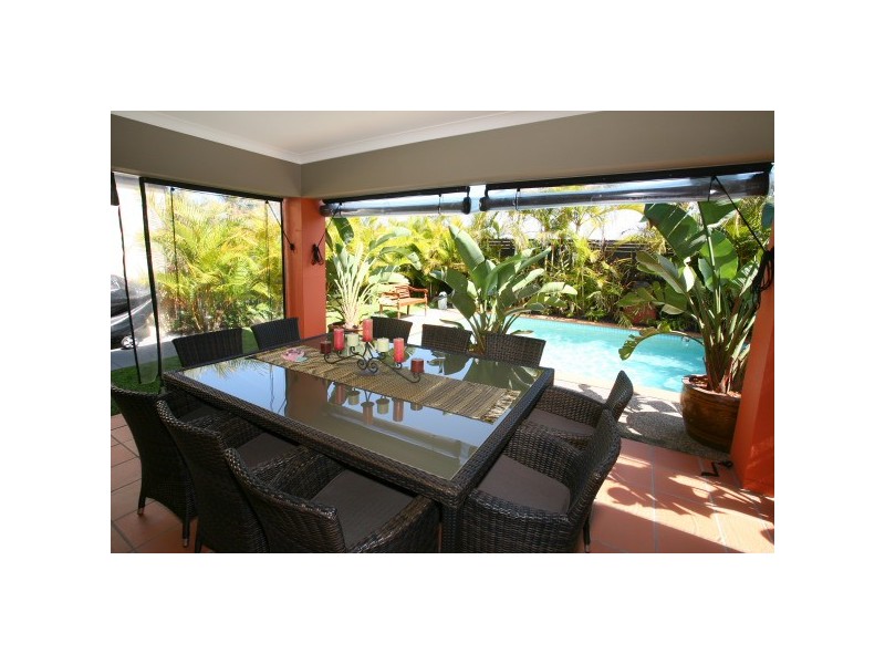 Hope Island QLD 4212
