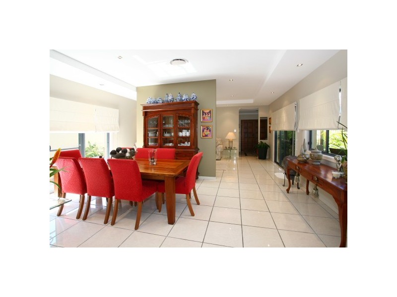 Hope Island QLD 4212