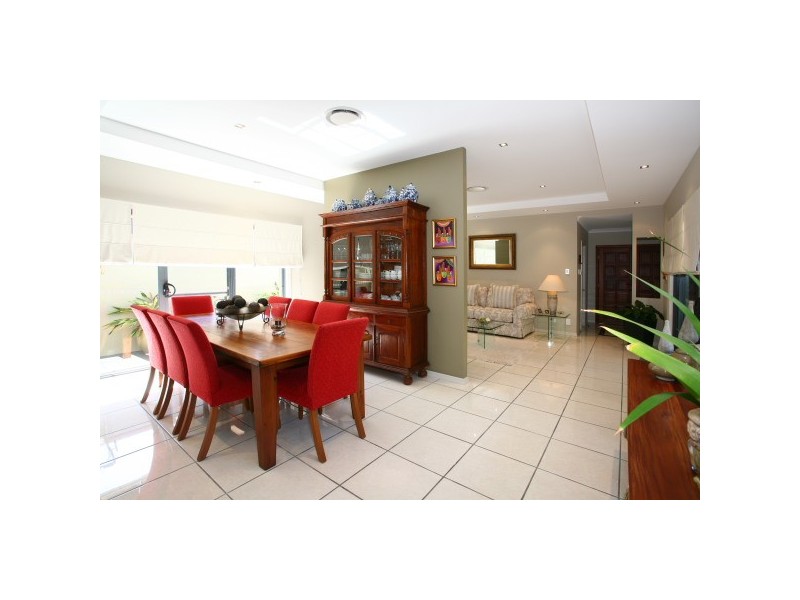 Hope Island QLD 4212