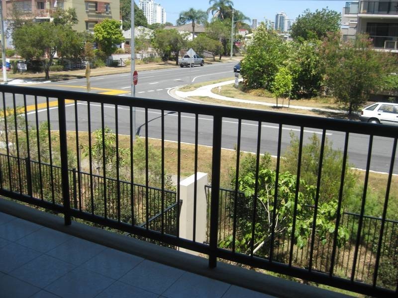 22 Bath St, Labrador QLD 4215