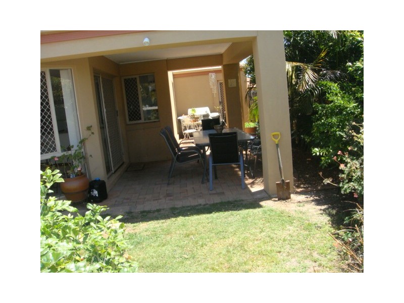 16 Sugargum Ct, Molendinar QLD 4214