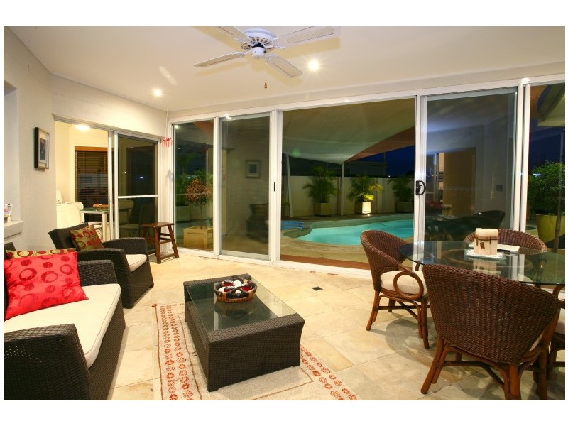 153 Pebble Beach Drive, Runaway Bay QLD 4216