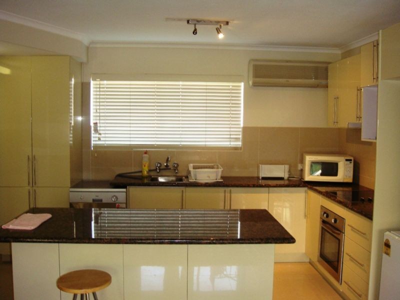 5/83 Bayview Street, Runaway Bay QLD 4216