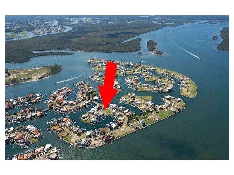 Sovereign Islands QLD 4216