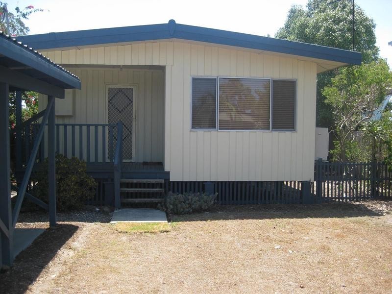 158 Paradise Pde, Paradise Point QLD 4216