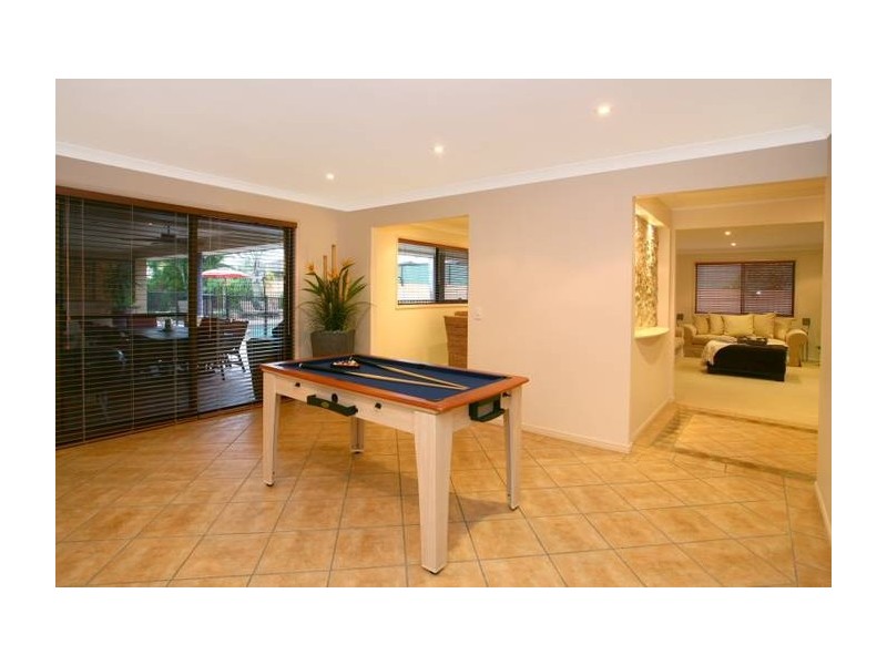 17 Karema Crescent, Runaway Bay QLD 4216