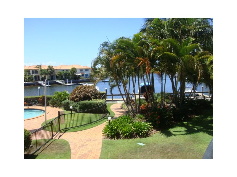 16/41A Broadwater Street, Runaway Bay QLD 4216
