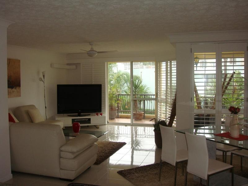 16/41A Broadwater Street, Runaway Bay QLD 4216