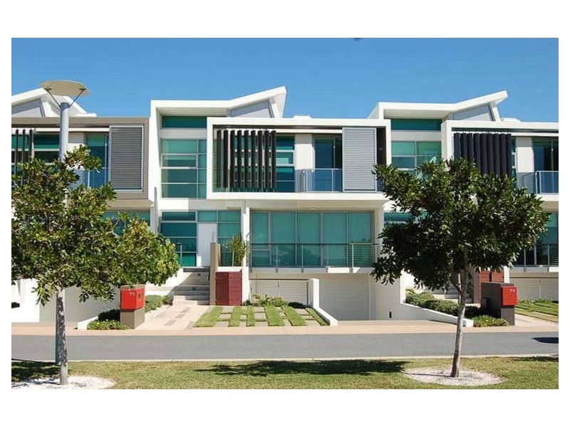 1 Promontory, Paradise Point QLD 4216