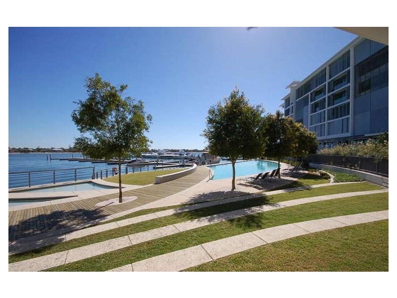 1 Promontory, Paradise Point QLD 4216