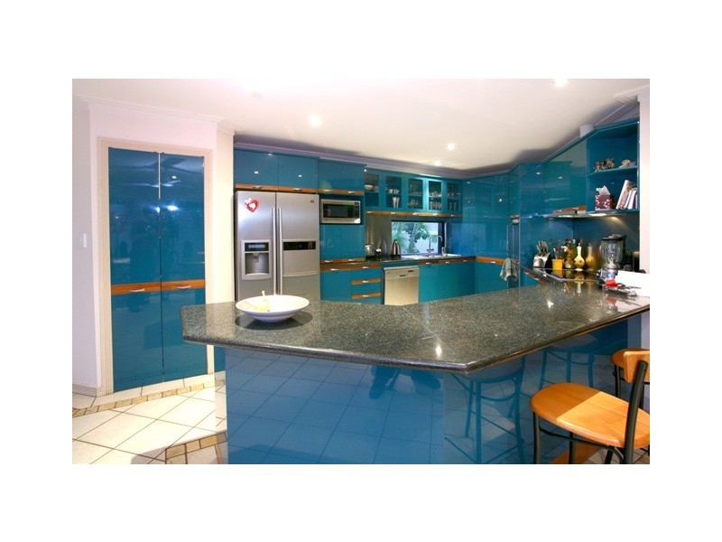 422 Oxley Drive, Runaway Bay QLD 4216