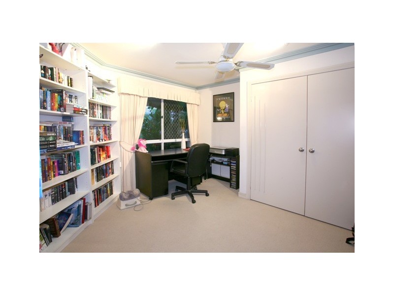 422 Oxley Drive, Runaway Bay QLD 4216