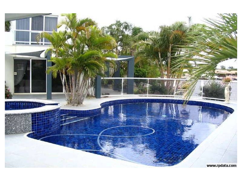 57 Sundance Way, Runaway Bay QLD 4216