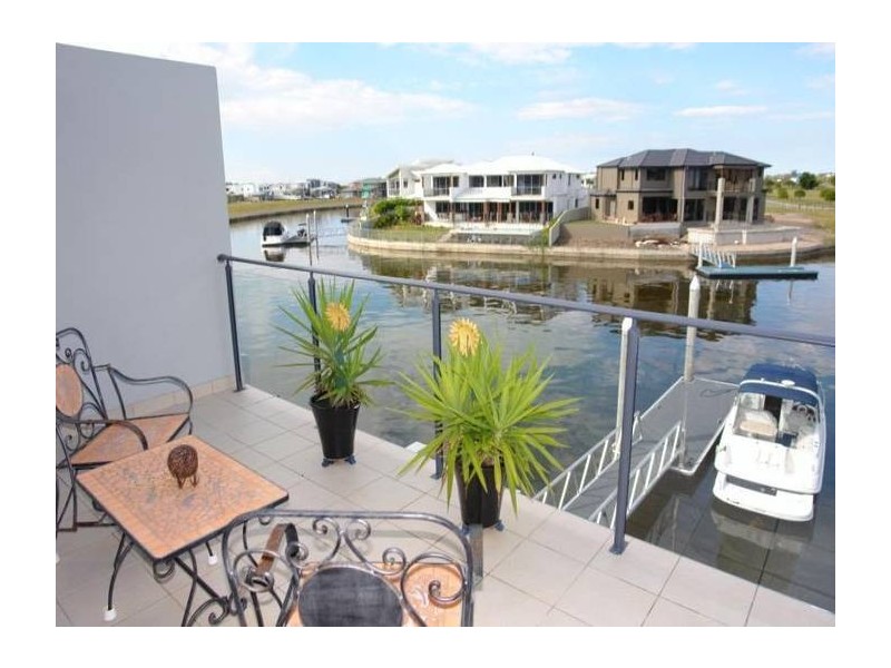 1/39 Compass Dr, Biggera Waters QLD 4216