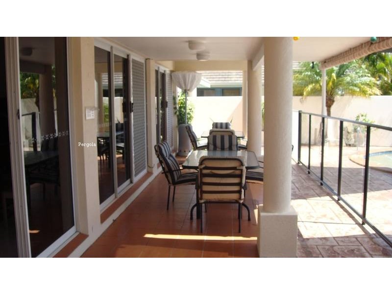 14 Nirvana, Runaway Bay QLD 4216