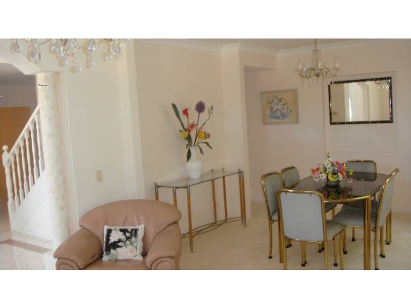 14 Nirvana, Runaway Bay QLD 4216