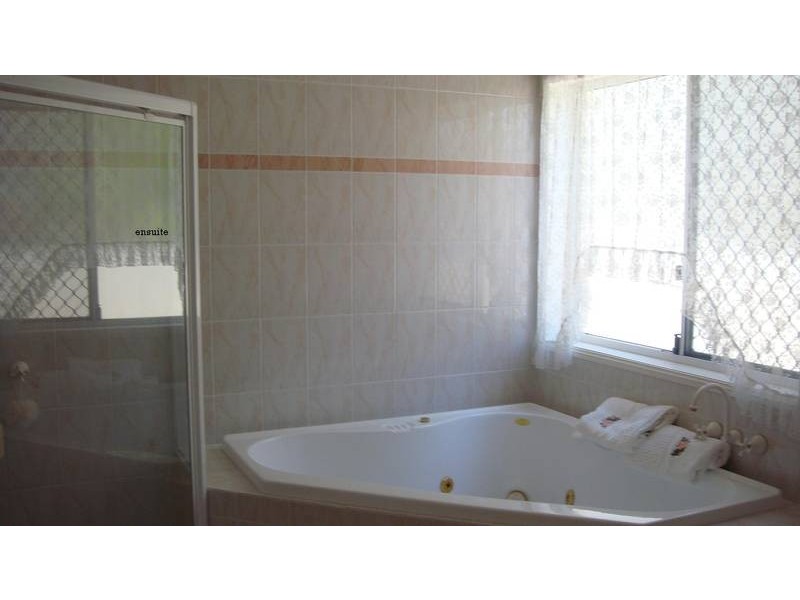 14 Nirvana, Runaway Bay QLD 4216