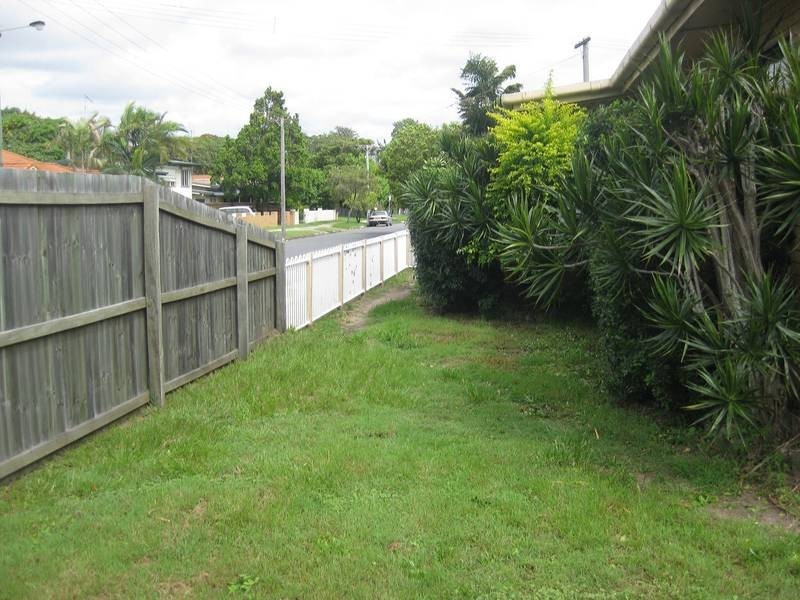 1 Matina, Biggera Waters QLD 4216