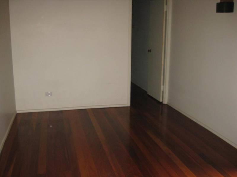 31 Madang Crescent, Runaway Bay QLD 4216