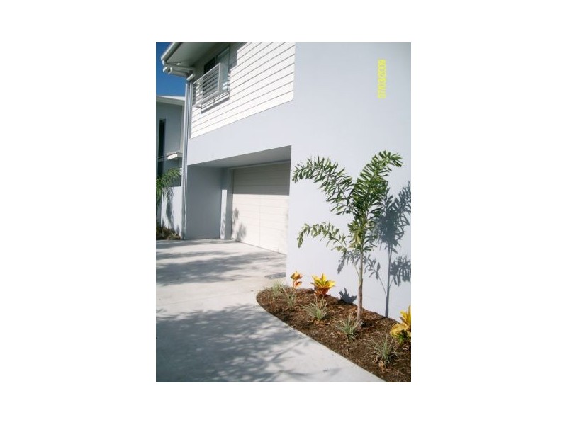85 Whiting Street, Labrador QLD 4215