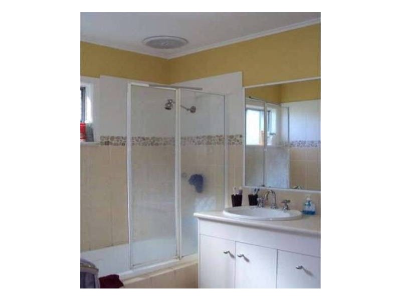 39 Parr Street, Labrador QLD 4215