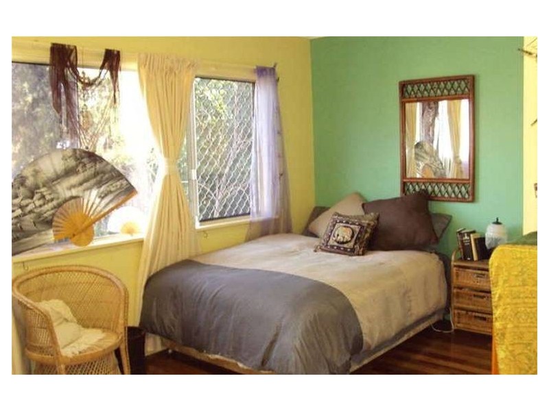 39 Parr Street, Labrador QLD 4215