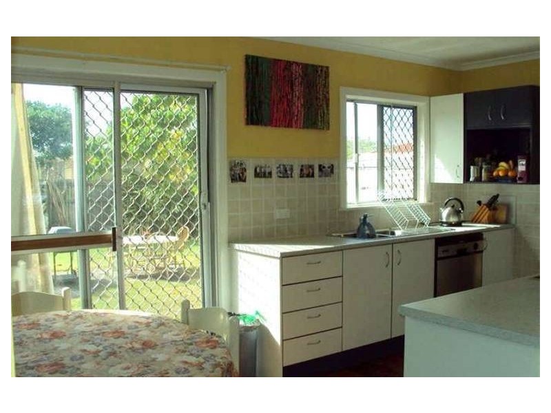 39 Parr Street, Labrador QLD 4215