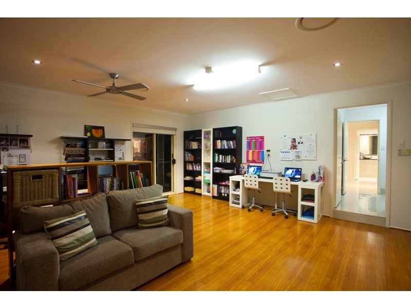 5 The Yardarm, Runaway Bay QLD 4216