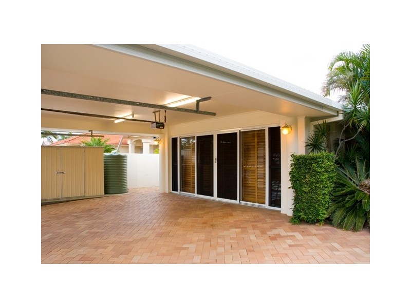 64 Anchorage Way, Runaway Bay QLD 4216